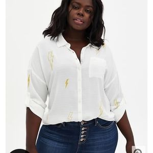 Drop shoulder button front lightning white top
